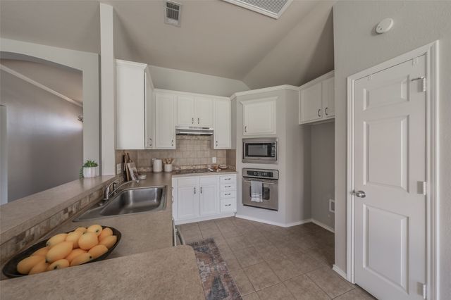 2900 Dunbar Drive, Mckinney, TX 75072