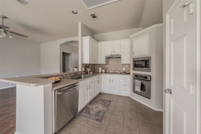 2900 Dunbar Drive, Mckinney, TX 75072