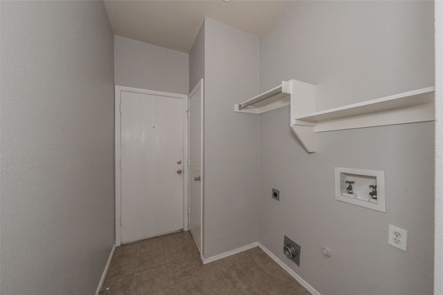 2900 Dunbar Drive, Mckinney, TX 75072