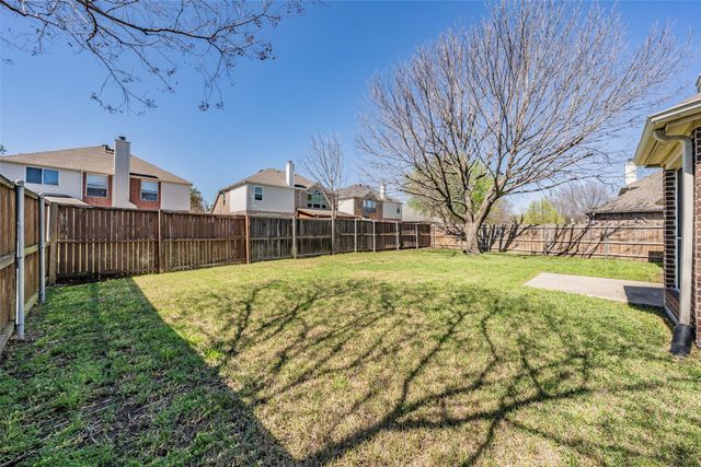 2900 Dunbar Drive, Mckinney, TX 75072