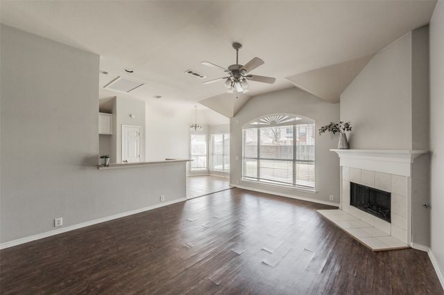 2900 Dunbar Drive, Mckinney, TX 75072