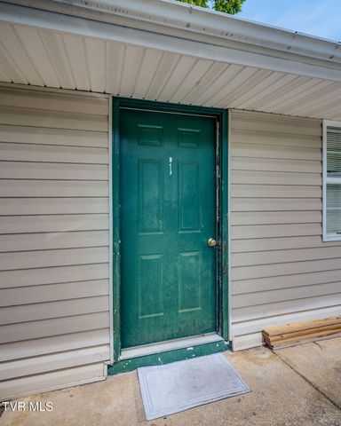 4006 Memorial Boulevard, Kingsport, TN 37664