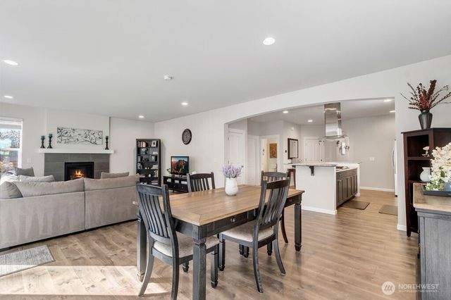 19119 106th Avenue Ct E, Puyallup, WA 98374