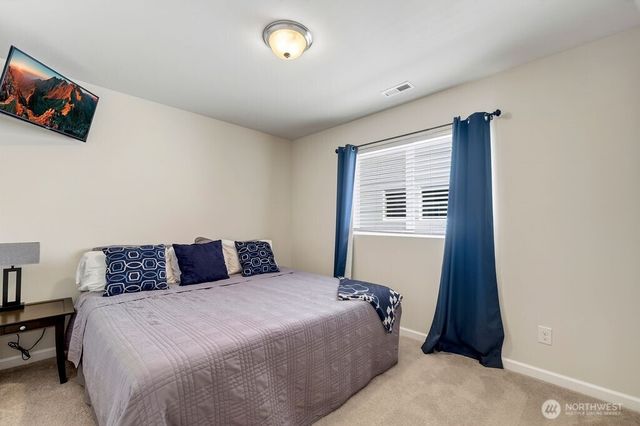 19119 106th Avenue Ct E, Puyallup, WA 98374