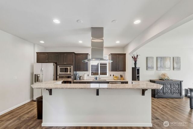 19119 106th Avenue Ct E, Puyallup, WA 98374