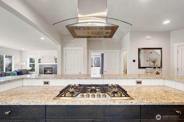 19119 106th Avenue Ct E, Puyallup, WA 98374