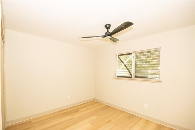 1019 Espana Dr, Portland, TX 78374