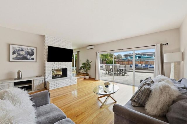 738 Sobrato Drive, Campbell, CA 95008