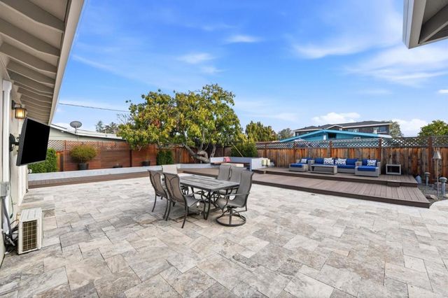 738 Sobrato Drive, Campbell, CA 95008