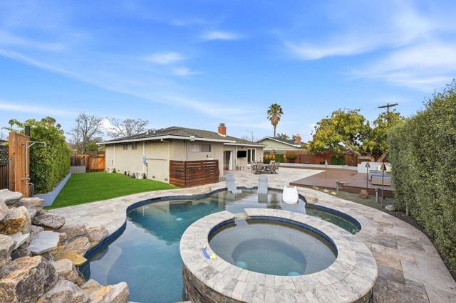 738 Sobrato Drive, Campbell, CA 95008