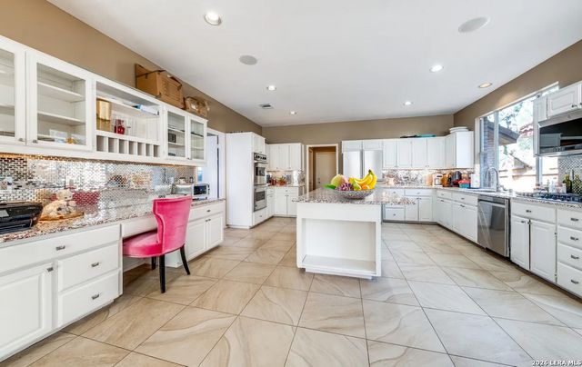 522 Chardonnet, San Antonio, TX 78232