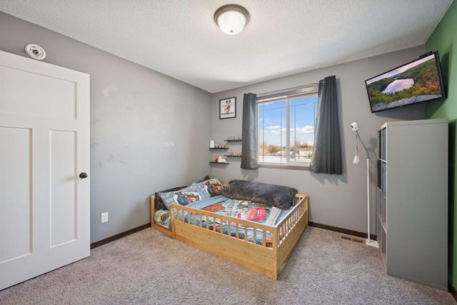 13110 7th Avenue S, Zimmerman, MN 55398