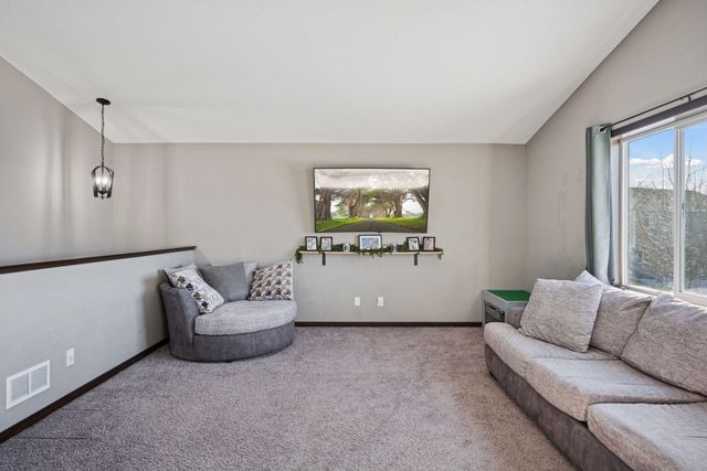 13110 7th Avenue S, Zimmerman, MN 55398