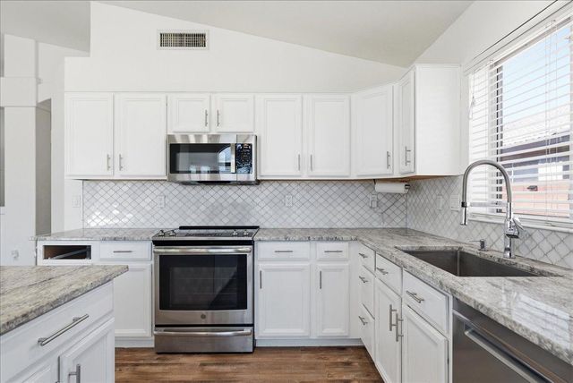 4414 E Villa Rita Drive, Phoenix, AZ 85032