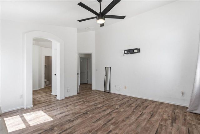 4414 E Villa Rita Drive, Phoenix, AZ 85032