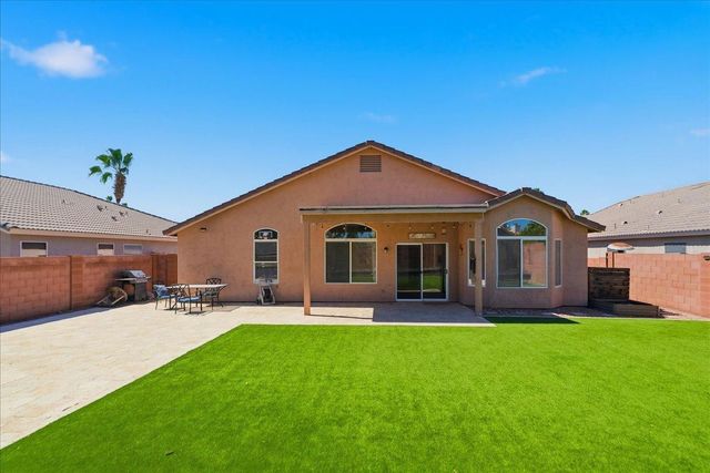 4414 E Villa Rita Drive, Phoenix, AZ 85032