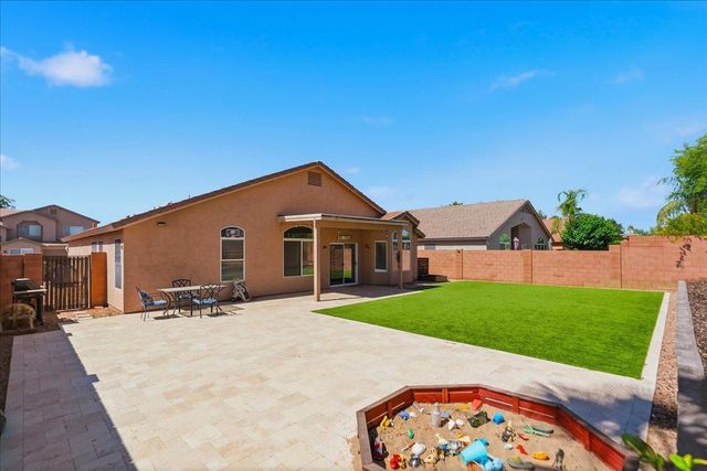 4414 E Villa Rita Drive, Phoenix, AZ 85032