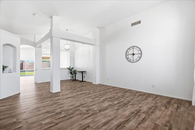 4414 E Villa Rita Drive, Phoenix, AZ 85032