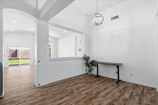 4414 E Villa Rita Drive, Phoenix, AZ 85032