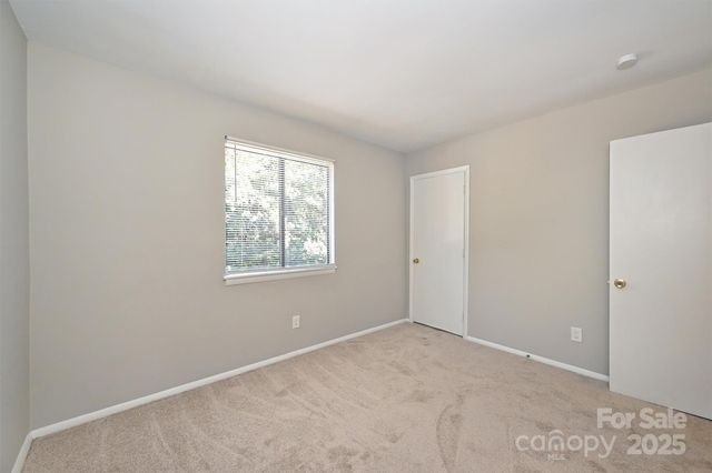 951 Hollywood Street F, Charlotte, NC 28211