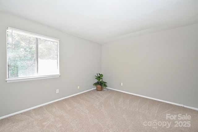 951 Hollywood Street F, Charlotte, NC 28211