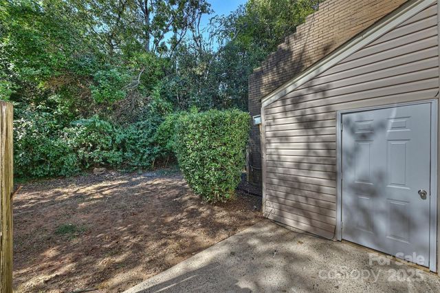 951 Hollywood Street F, Charlotte, NC 28211