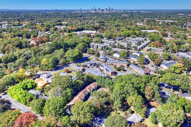 951 Hollywood Street F, Charlotte, NC 28211