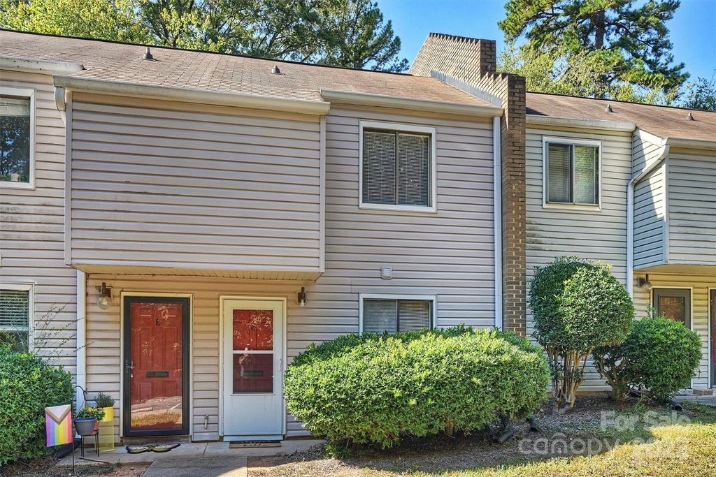 951 Hollywood Street F, Charlotte, NC 28211
