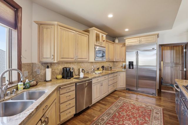1824 W Blueberry Ln, Spokane, WA 99218