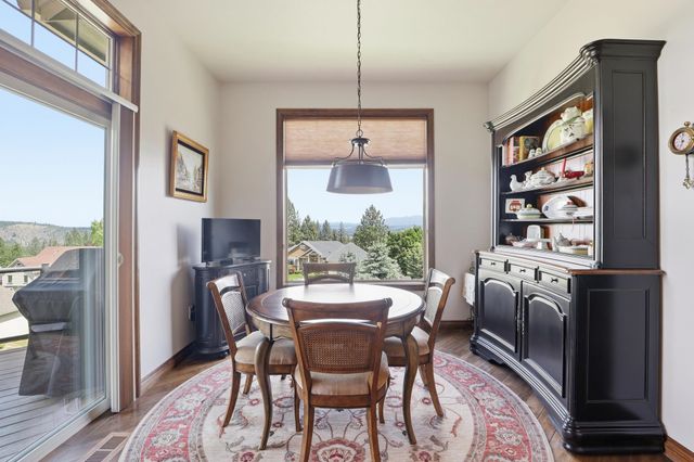 1824 W Blueberry Ln, Spokane, WA 99218