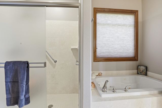1824 W Blueberry Ln, Spokane, WA 99218