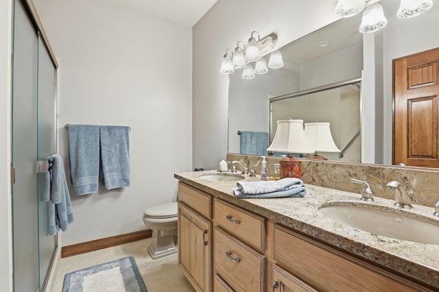1824 W Blueberry Ln, Spokane, WA 99218