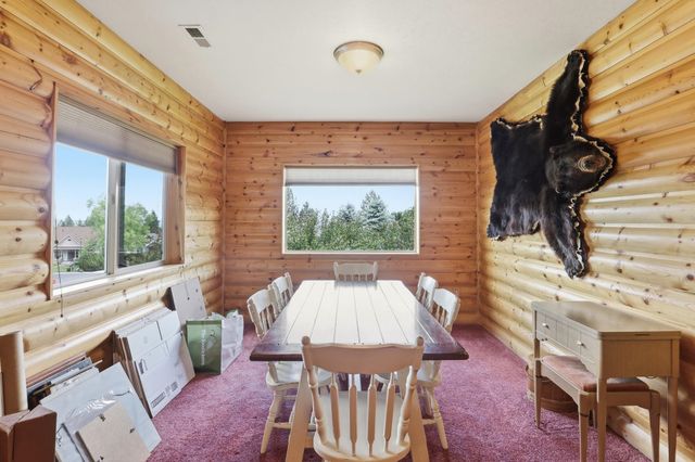 1824 W Blueberry Ln, Spokane, WA 99218