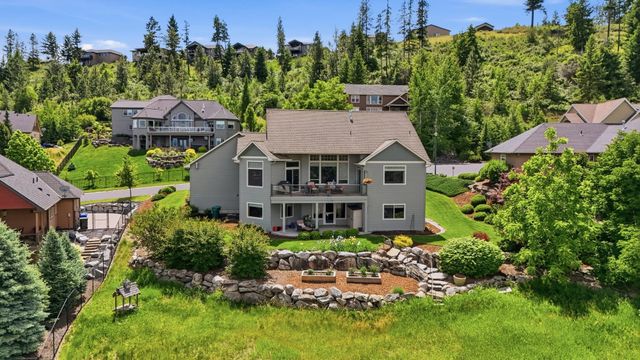 1824 W Blueberry Ln, Spokane, WA 99218
