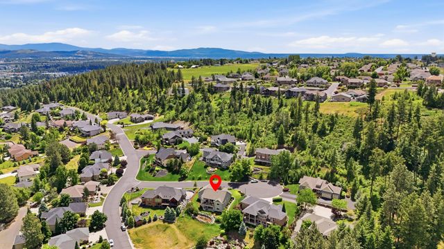 1824 W Blueberry Ln, Spokane, WA 99218