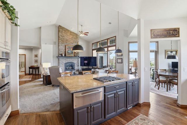1824 W Blueberry Ln, Spokane, WA 99218