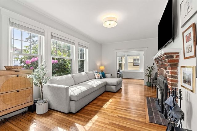 14 Curry Cir, Swampscott, MA 01907