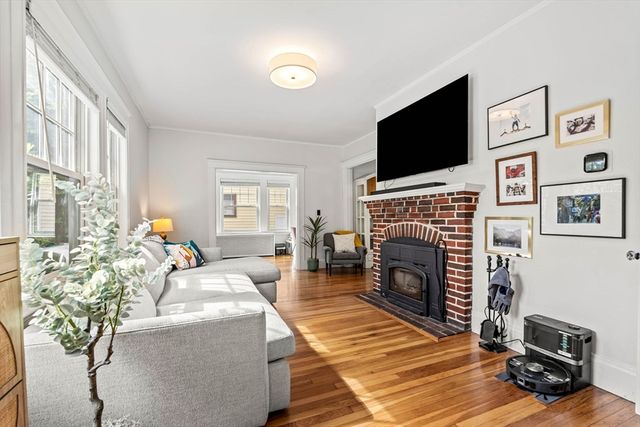 14 Curry Cir, Swampscott, MA 01907