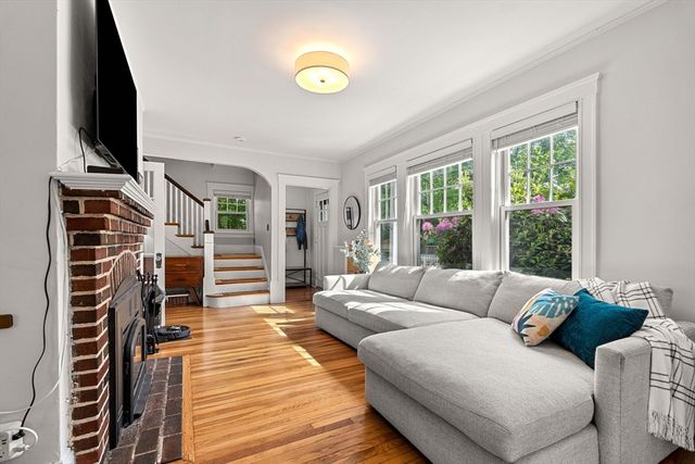 14 Curry Cir, Swampscott, MA 01907