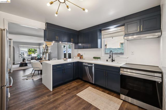 2564 35th Ave, Oakland, CA 94601