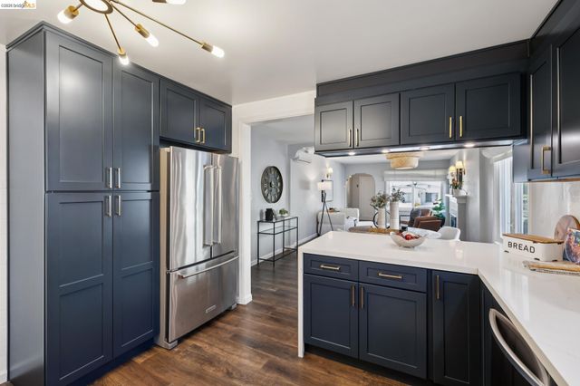 2564 35th Ave, Oakland, CA 94601