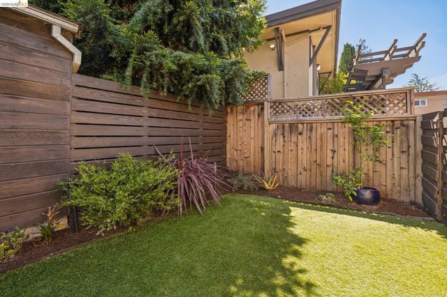 2564 35th Ave, Oakland, CA 94601