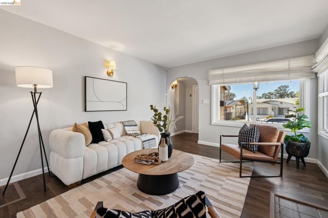 2564 35th Ave, Oakland, CA 94601