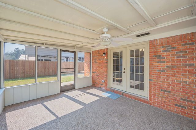 22 Sharilyn Drive, Shalimar, FL 32579