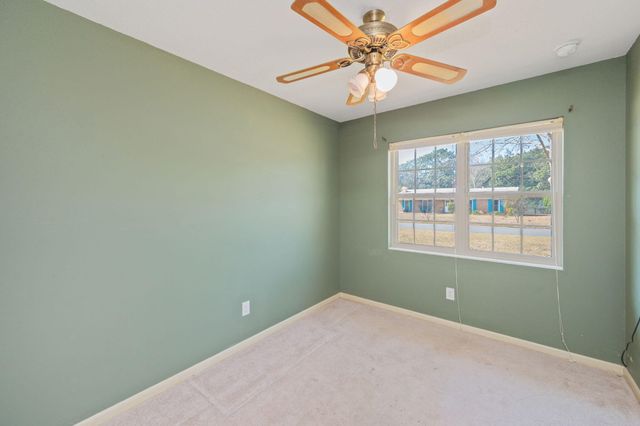 22 Sharilyn Drive, Shalimar, FL 32579