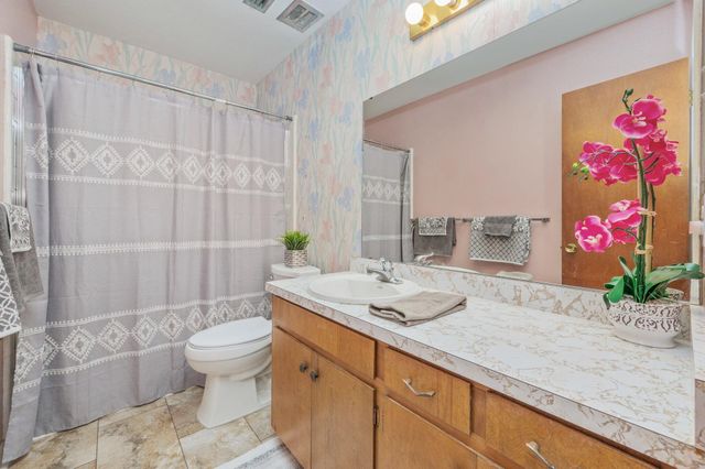 22 Sharilyn Drive, Shalimar, FL 32579