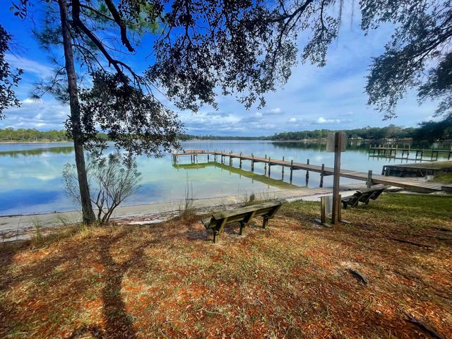 22 Sharilyn Drive, Shalimar, FL 32579