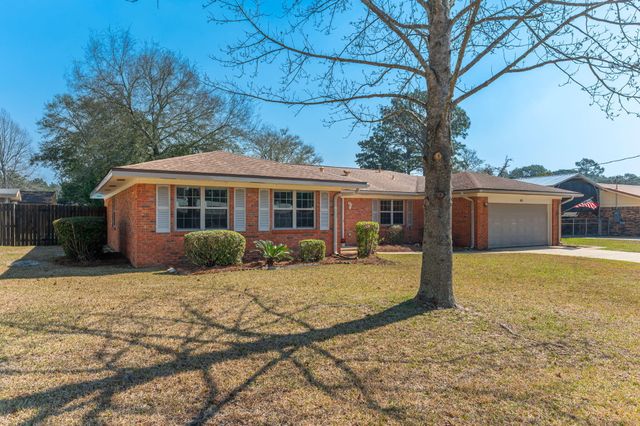 22 Sharilyn Drive, Shalimar, FL 32579