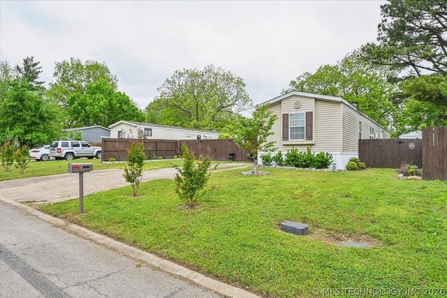 14054 S Zenith Street, Glenpool, OK 74033