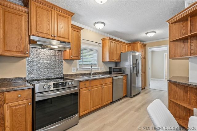 14054 S Zenith Street, Glenpool, OK 74033